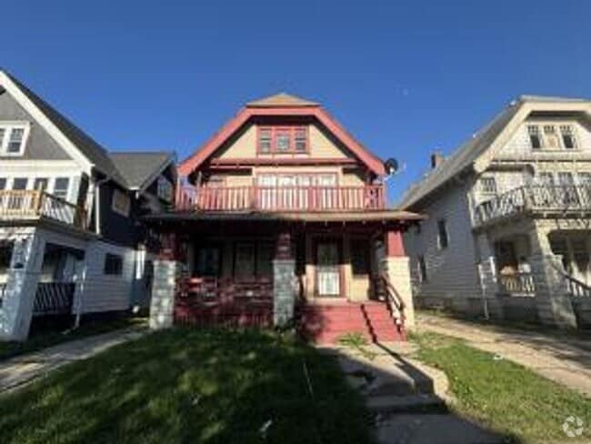 Building Photo - 2544-2546 North 45th Street Unit 2546 Rental