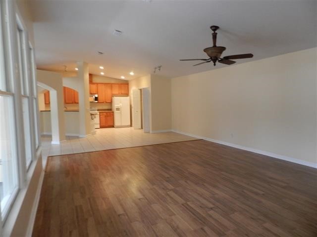 Photo - 1047 Pk Vw Dr