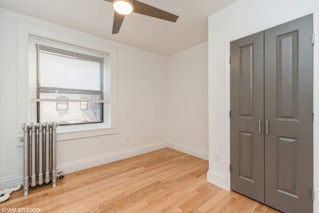 *Las imágenes son muestras representativas de la unidad anunciada. En algunos casos, las unidades reales que visita... - 73 Westland Ave Unidad 1R