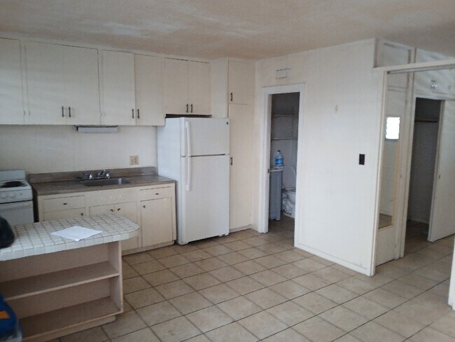 Photo - 12xx Lunalilo St Unidad 1C