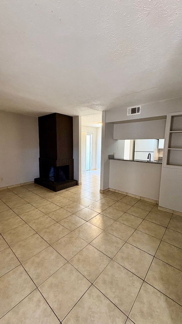 Photo - Cozy 1 Bedroom 1 bath Condo in East Tucson Unit P-285