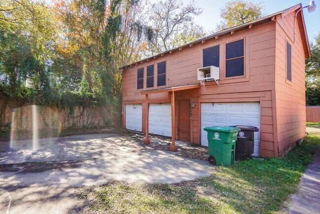 Photo - 4316-4312 Jack St