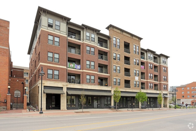 Photo - Violet Square