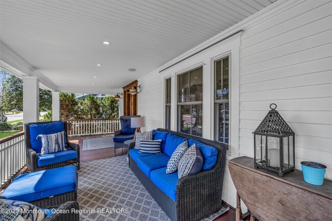 Photo - 310 Worthington Ave