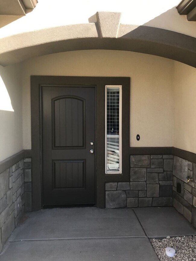 Very nice Townhouse in Santa Clara, with a... - Very nice Townhouse in Santa Clara, with a...