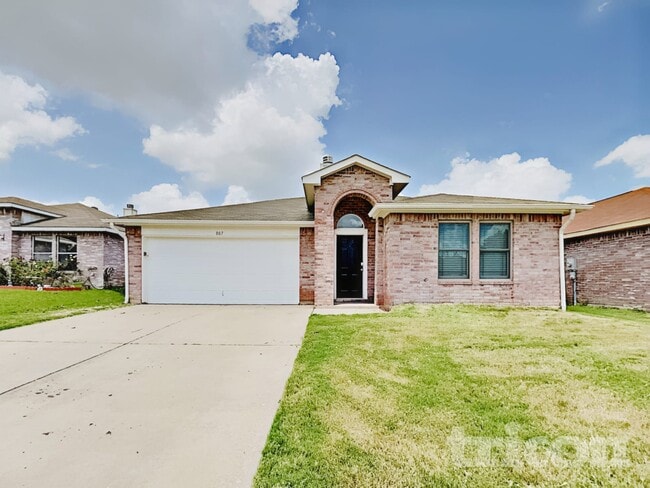 Photo - 807 Castlewick Ct