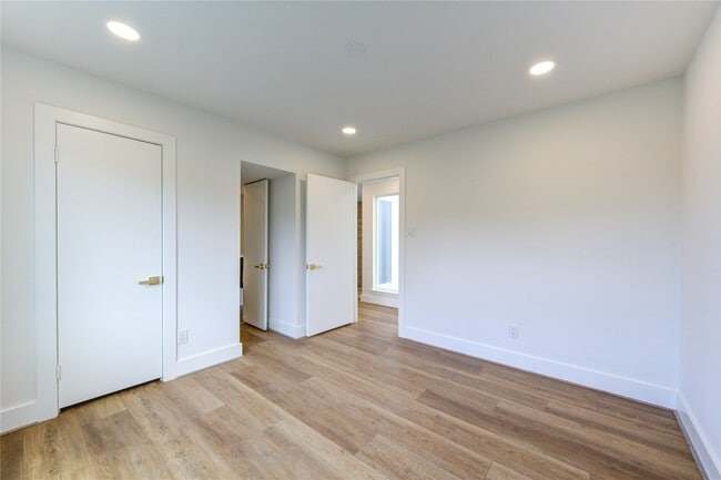 Building Photo - 7612 Olympia Dr