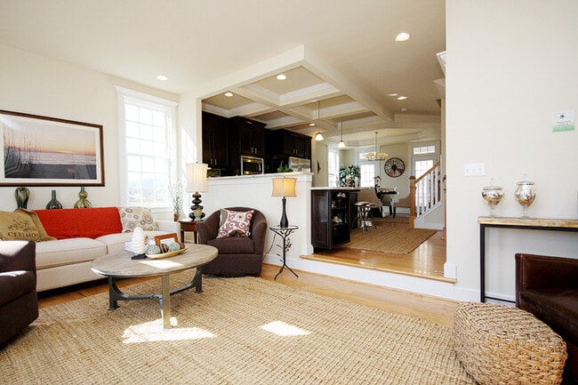 Photo - Inviting End-Unit Old Trail Townhome