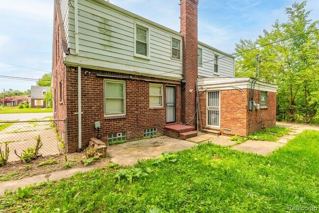 12710 Kelly Rd