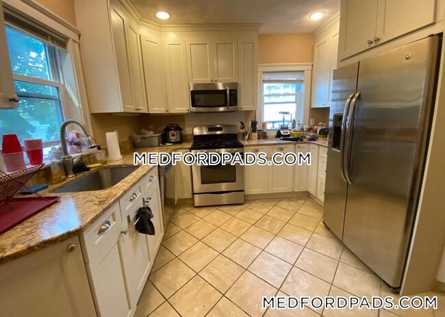 35 St Clements Rd