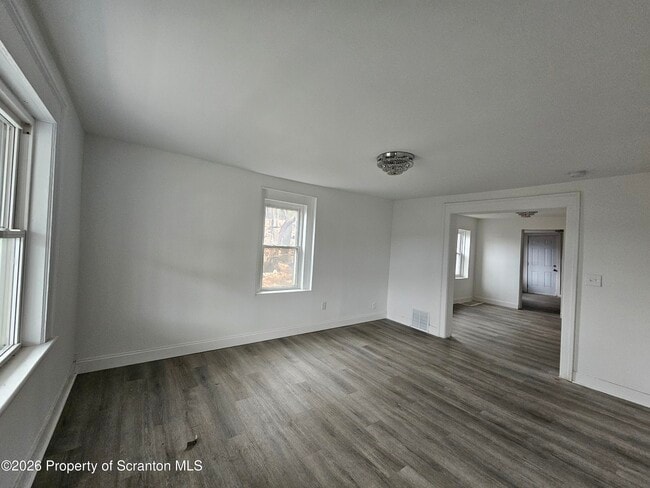 Photo - 1515 Brick Ave