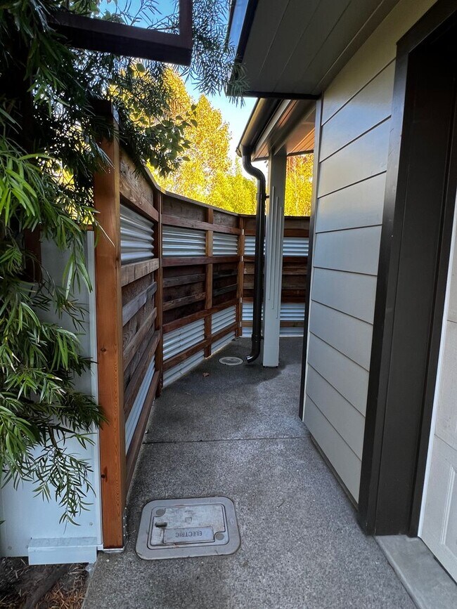 Rare 1 Bedroom/1 Bathroom ADU (With PG&E &... - Rare 1 Bedroom/1 Bathroom ADU (With PG&E &... Casa