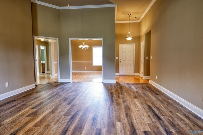 Photo - 105 Glenfield Ct