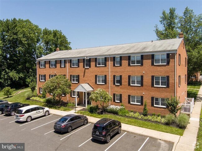Building Photo - 304 Plaza Ct Unit 1A Rental