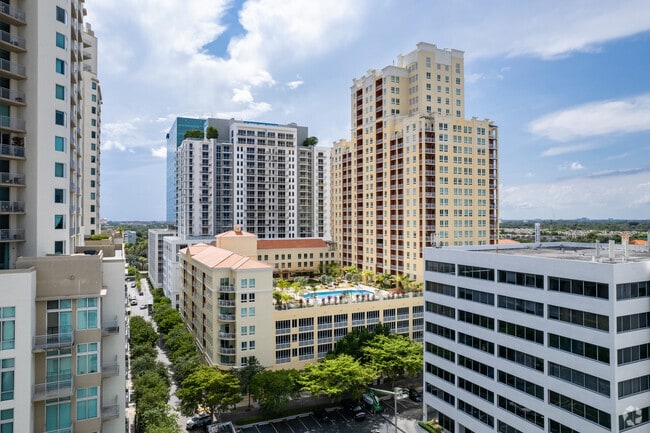 Photo - Metropolis at Dadeland Apartments