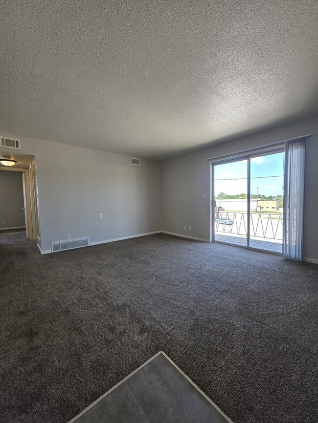 Building Photo - 802 Ruth Ann Dr Rental