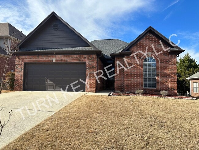 Building Photo - 264 Springdale Dr