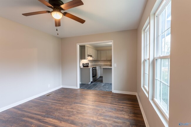 Photo - 3708 Valleydale Rd NW