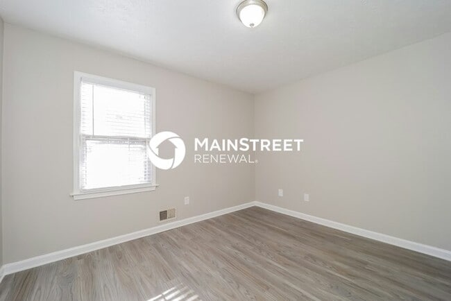 Photo - 4 Bedroom Pet-Friendly Home in POWDER SPRINGS, GA with Main Street Renewal