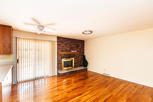 Photo - Beautiful 4 Bedroom 3 Bathroom South County Home