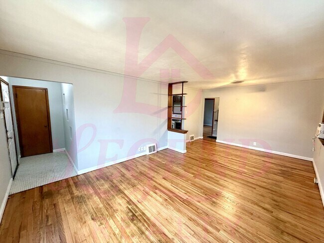 Photo - 2 bedroom 1 bathroom home with beautiful hardwood floors!