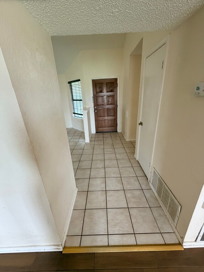 Photo - 1311 Petunia Dr