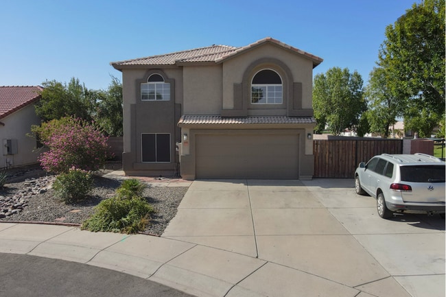 Building Photo - 5Bed/3Bath House at McDowell Rd/Avondale Blvd! Ready for Immediate Move-In!