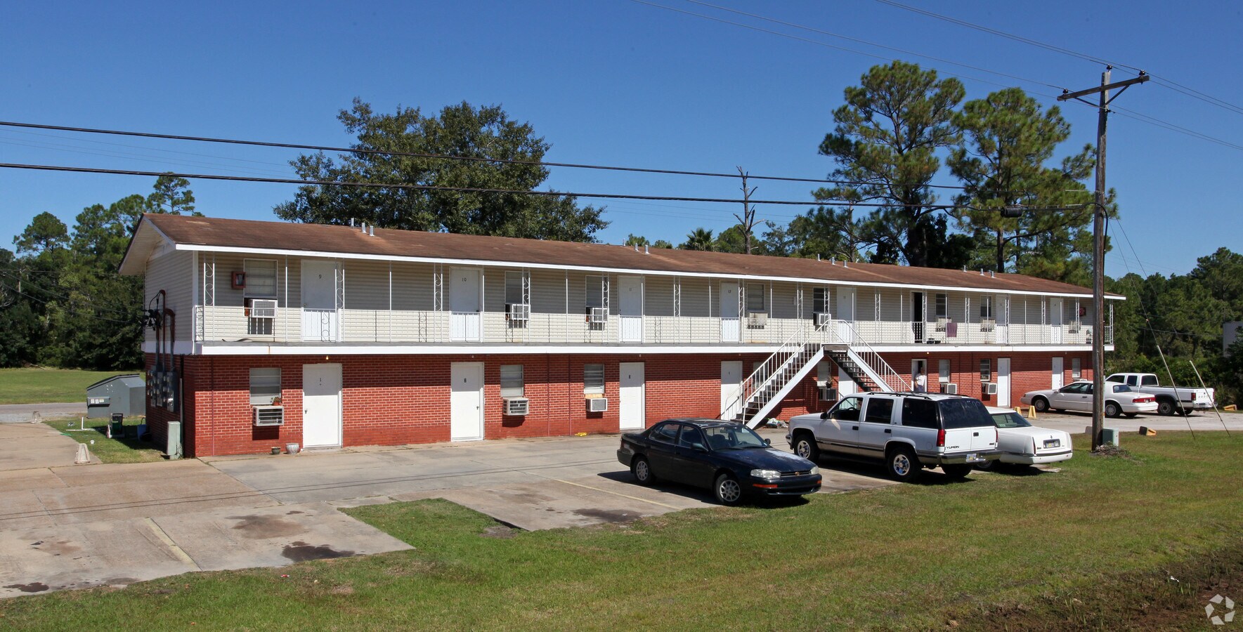 Photo - East Hwy 90 Apartments
