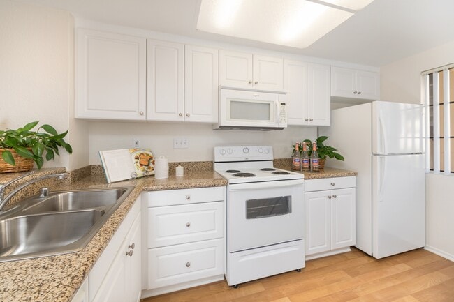 Rancho Tierra Apartment Homes