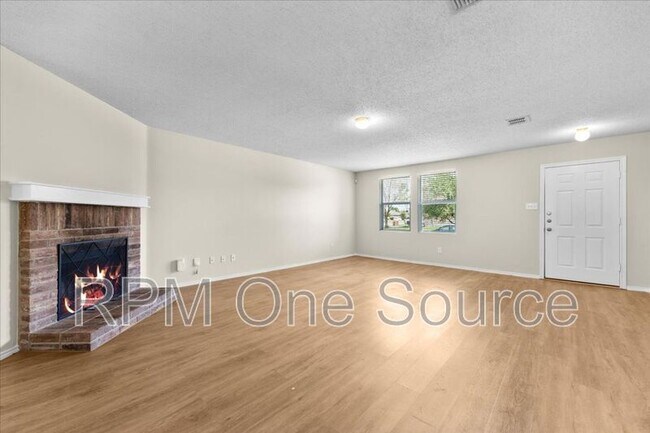 Photo - 2633 Salt Maker Way