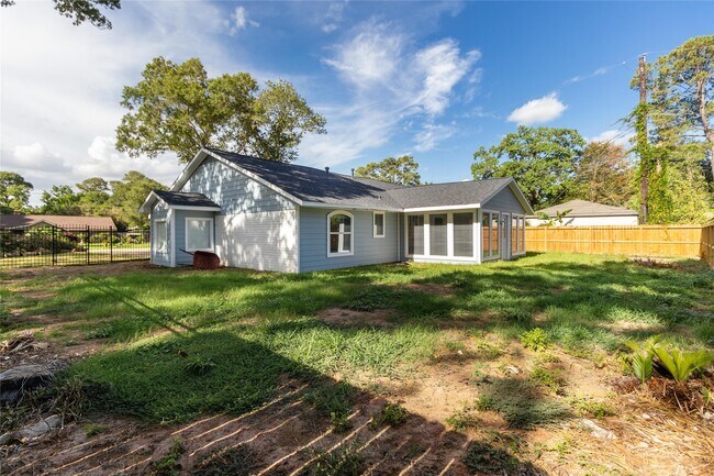 Photo - 500 Shirleen Dr