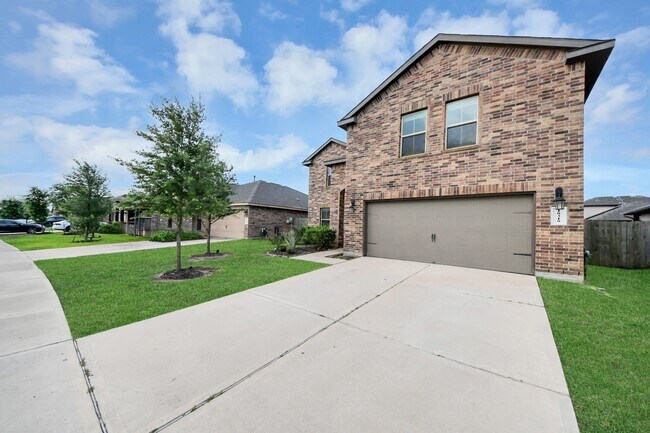 Photo - 18319 Pin Oak Lake Dr