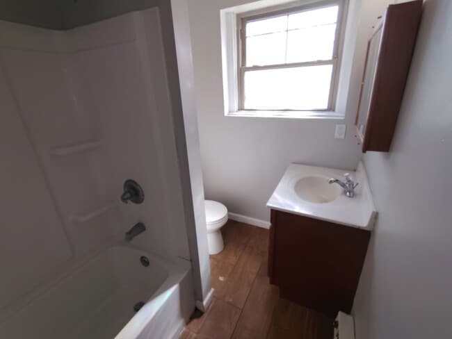 Photo - 302 S 12th St Unit 5