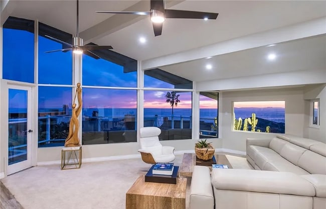 Photo - 2 Camel Point Dr