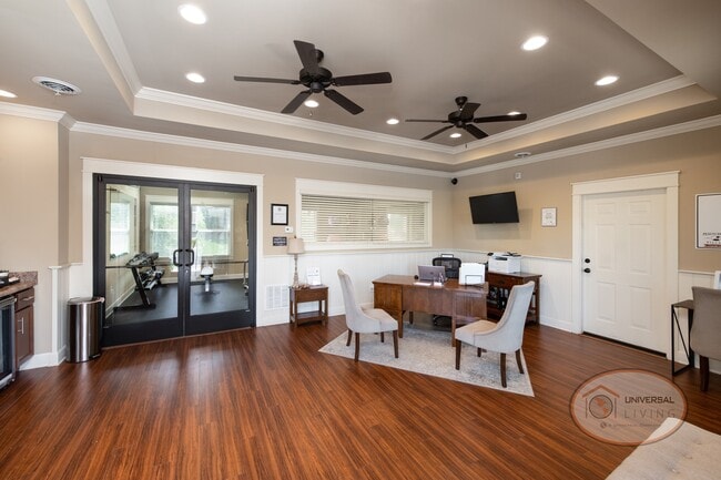Clubhouse Lounge