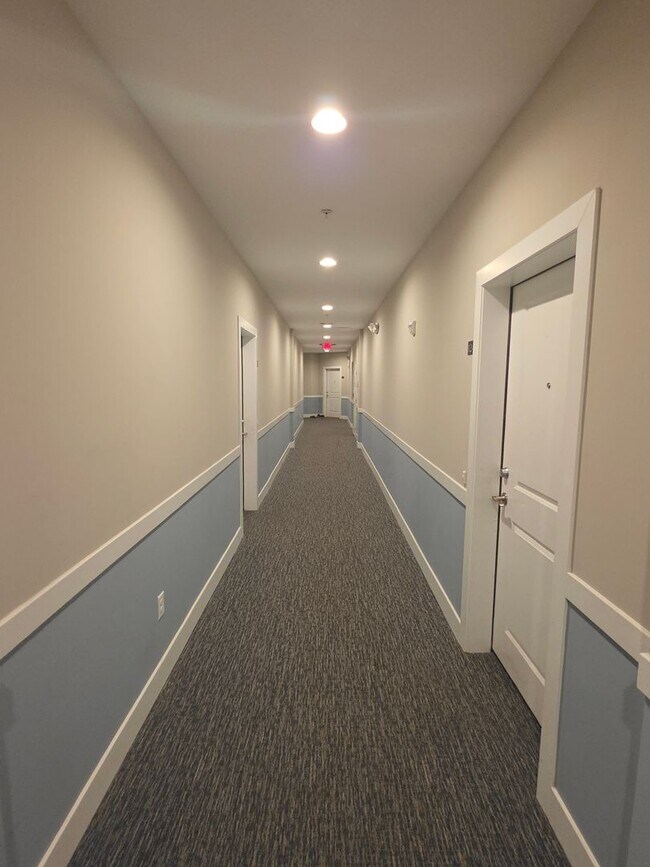 Photo - Beautiful 2nd floor (with elevator services) condominium: 2-bed, 2-bath, beautiful kitchen, bonus...