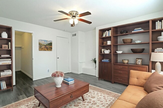 Photo - Villas at Mueller