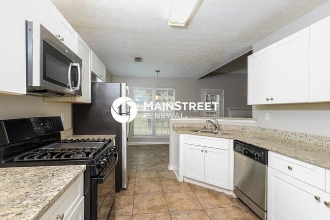 Photo - 3 Bedroom Pet-Friendly Home in Decatur, GA with Main Street Renewal