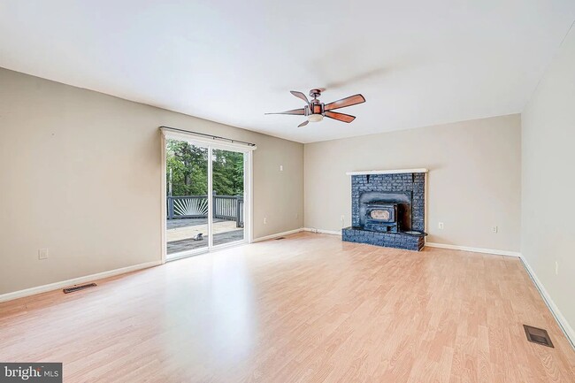 Photo - 7 Apple Blossom Ct