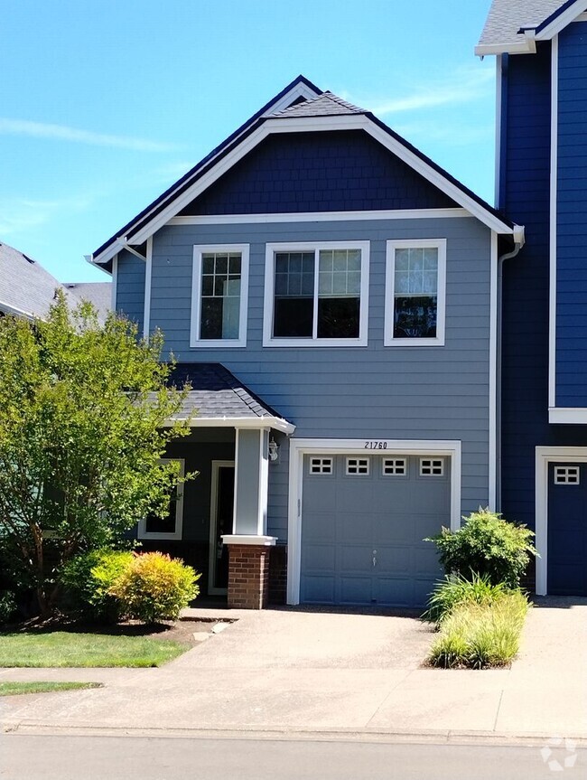 Building Photo - Charming Sherwood End Unit Available NOW S... Rental