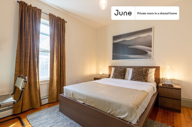 Photo - Room in Shared 4 bed/1 bath home Unidad D