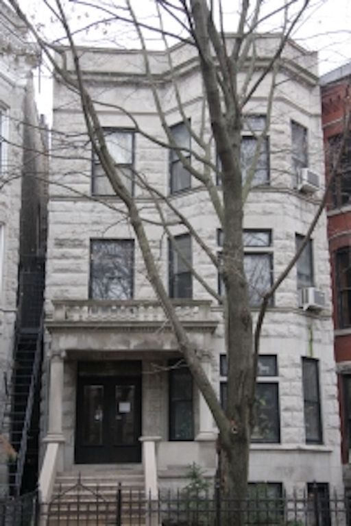 Photo - 653 W Wrightwood Ave Apartment