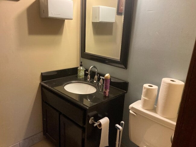 Photo - 11001 Fondren Rd