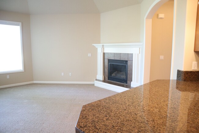 Photo - 902 NW 96th Cir