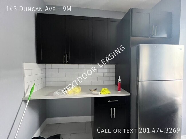 Photo - 143 Duncan Ave Unit 9M