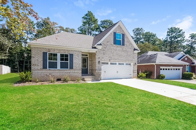 Photo - 224 Bainbridge Dr House