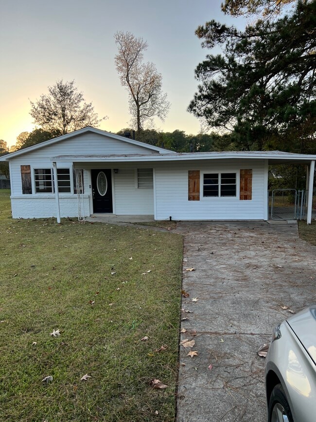 Photo - 119 Fairlane Dr