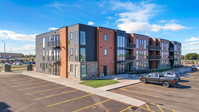 Exterior - Jefferson Reserve Apartments