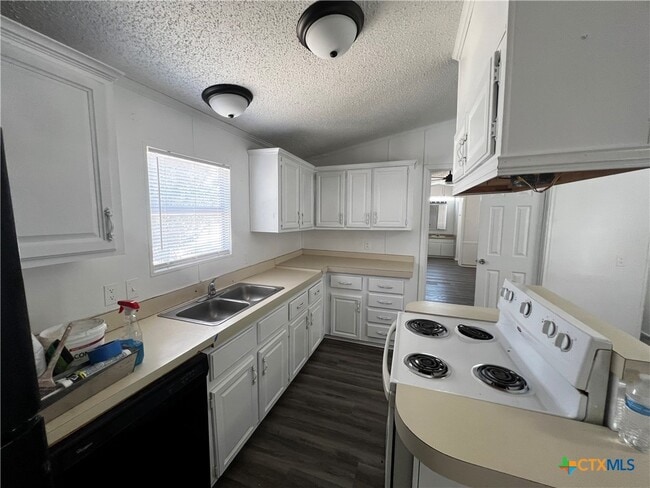 Photo - 1405 Harris Hill Rd