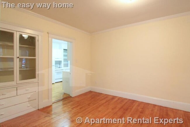 Photo - 14 Centre St Unit #B